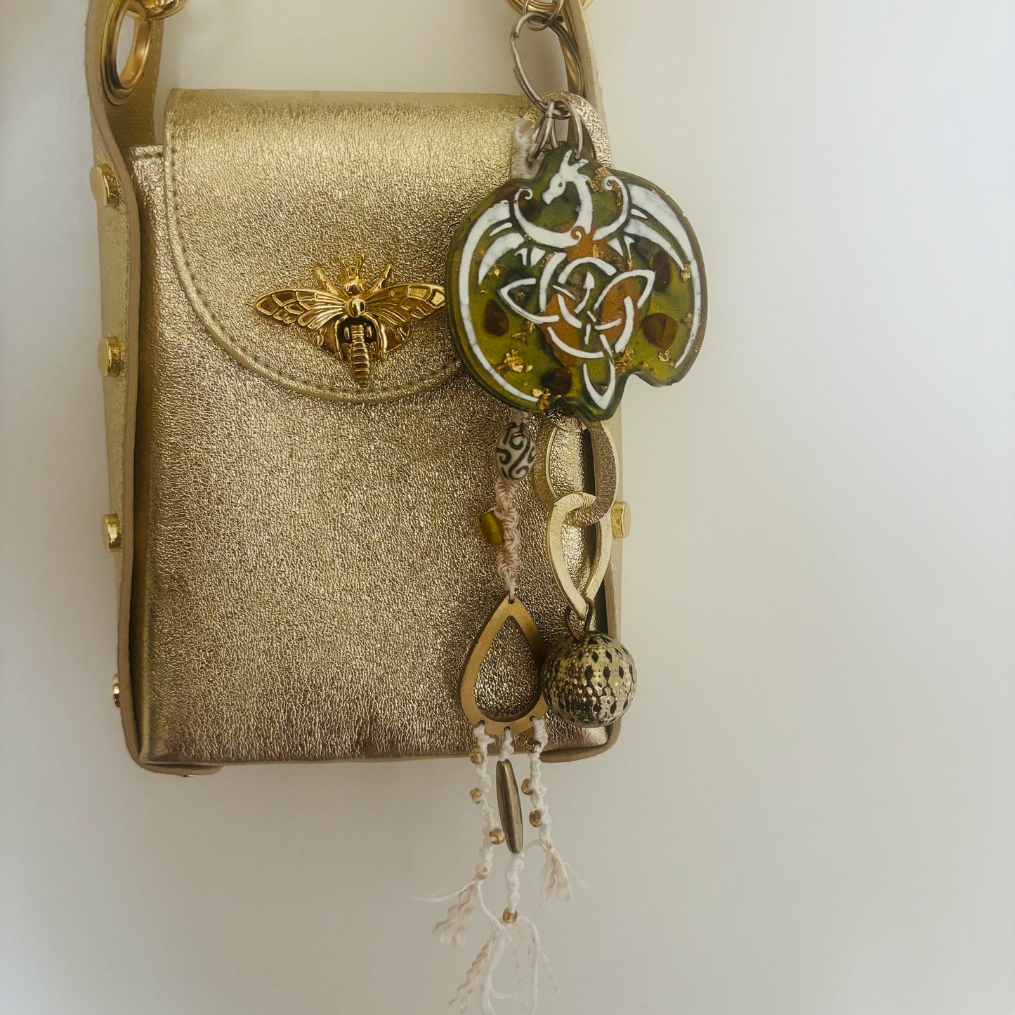 Light Element Dragon Orgonite Keychain