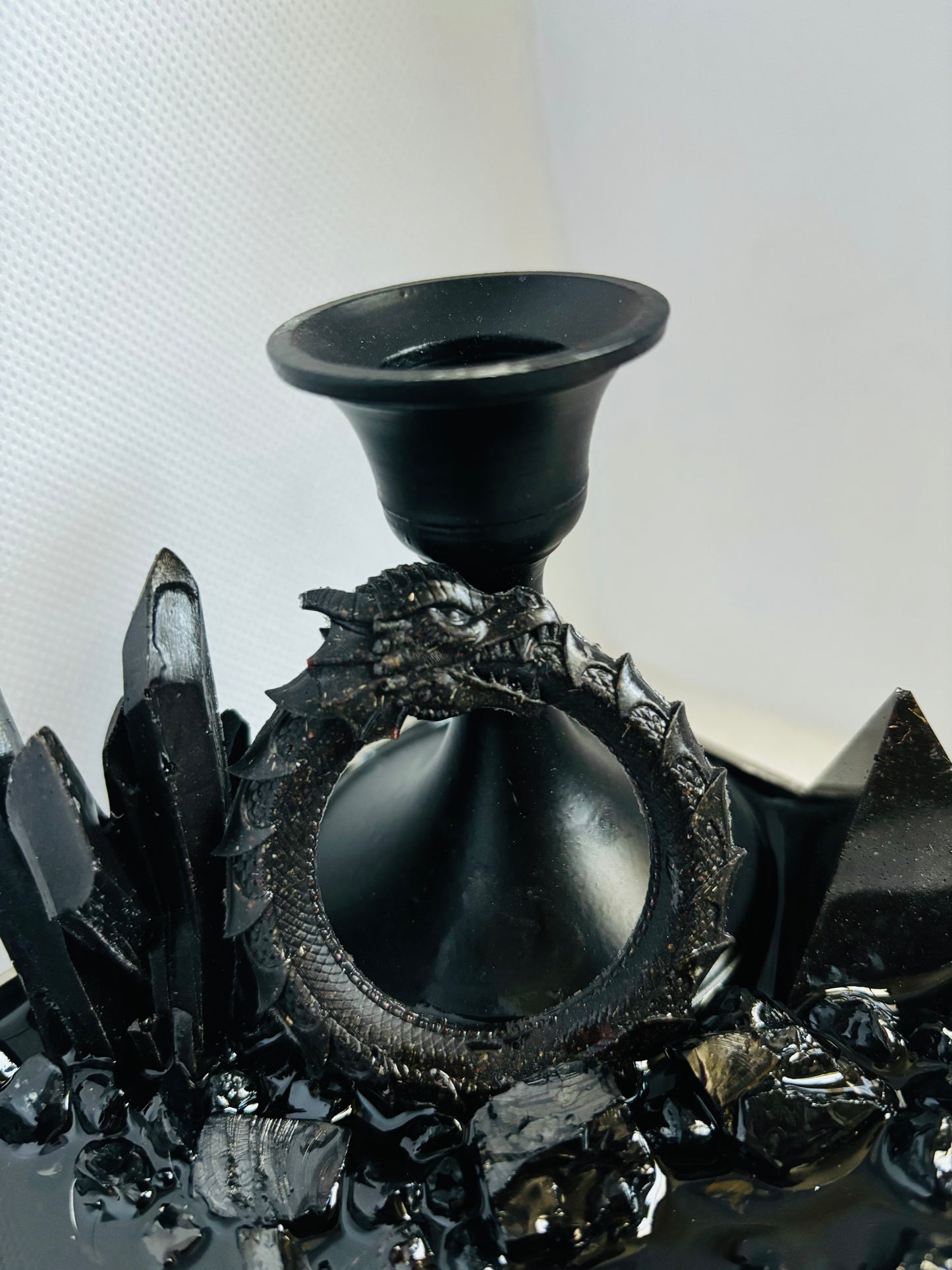 Protection Orgonite Dragon Altar