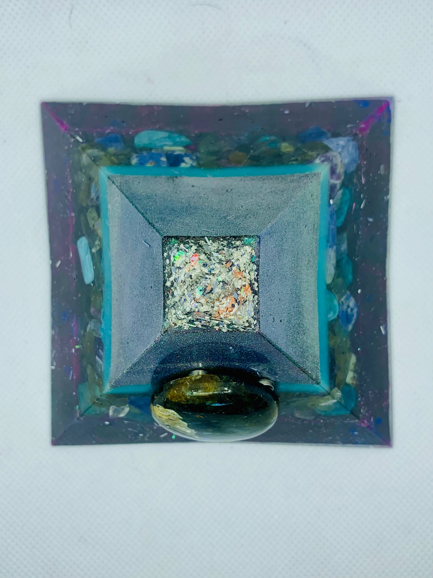 Cosmic 8 Sided Orgonite Pyramid