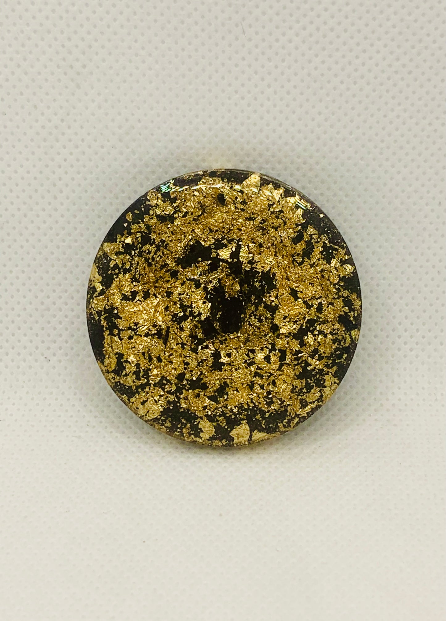 Gold & Tourmaline Orgonite Pop-Socket