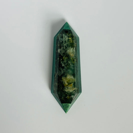 Custom Kyber Crystal Orgonite Pendant