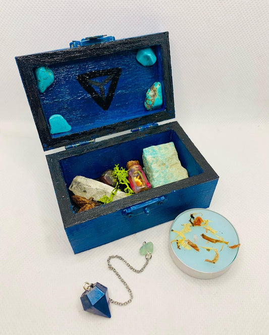 Dragon Reading + Custom Small Altar Box